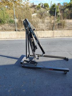 Engine hoist