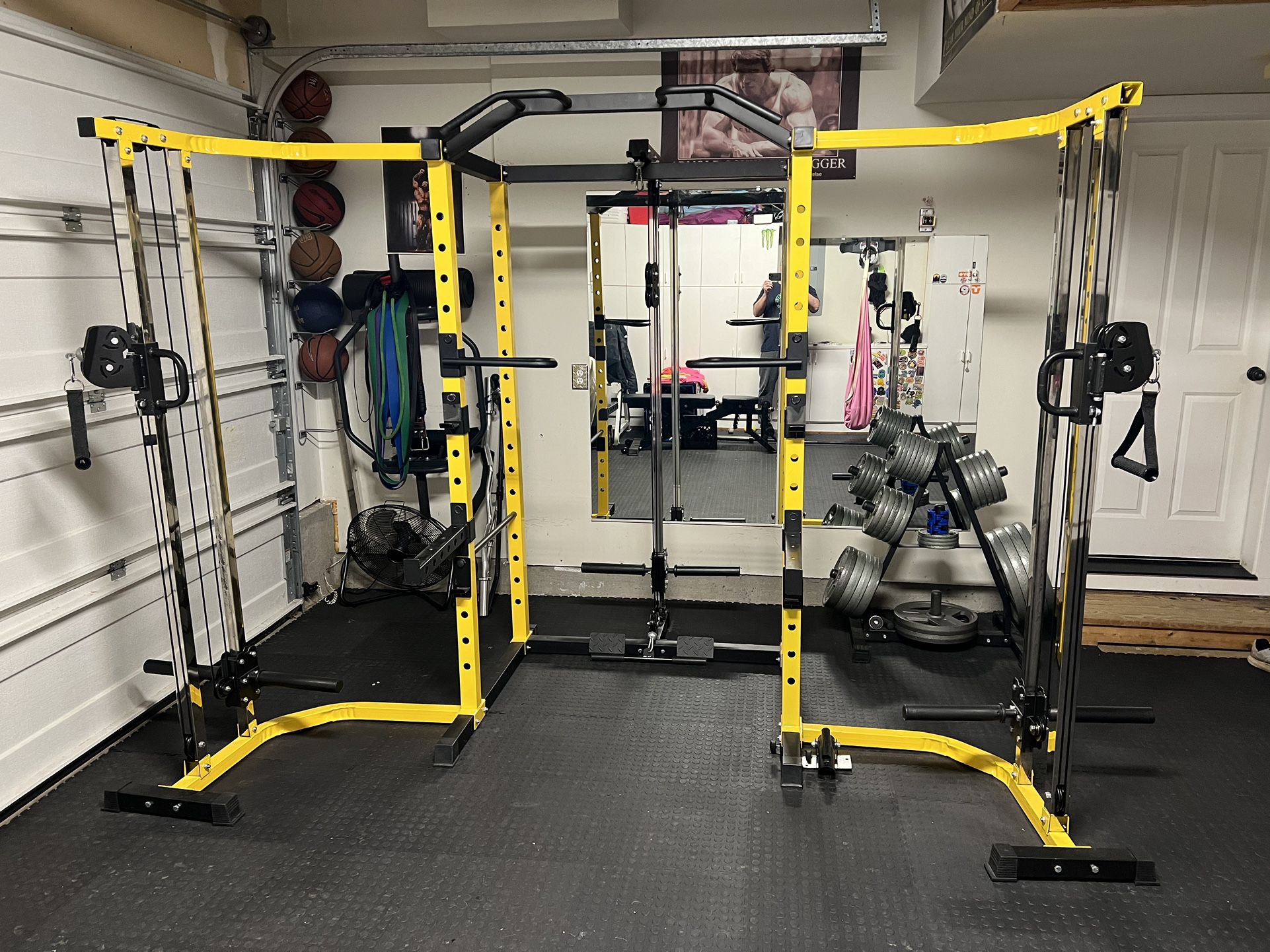 Squat Rack With Cable Crossovers