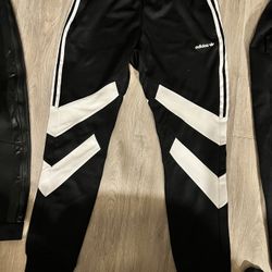 Adidas Joggers Size Large Retro 90S