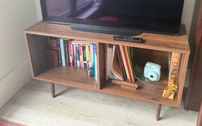 Media storage/ tv stand