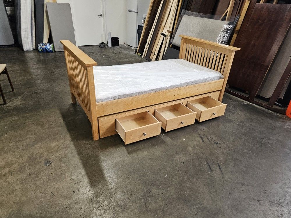 Twin Bed And Mattress