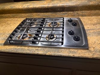 Whirlpool Stainless Steel Gas Cooktop