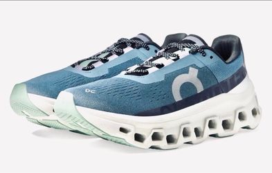On Running Cloudmonster Sneakers