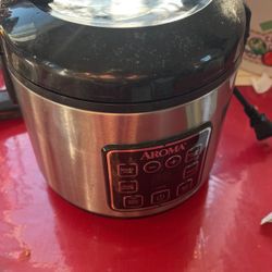 Space Saver Multi-Cooker 