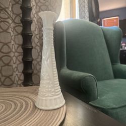 Vintage 50's  Milk Glass Bud vase