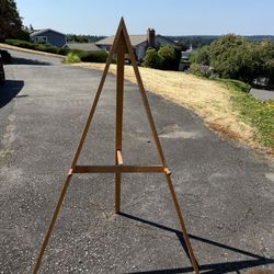 Wood Easel 