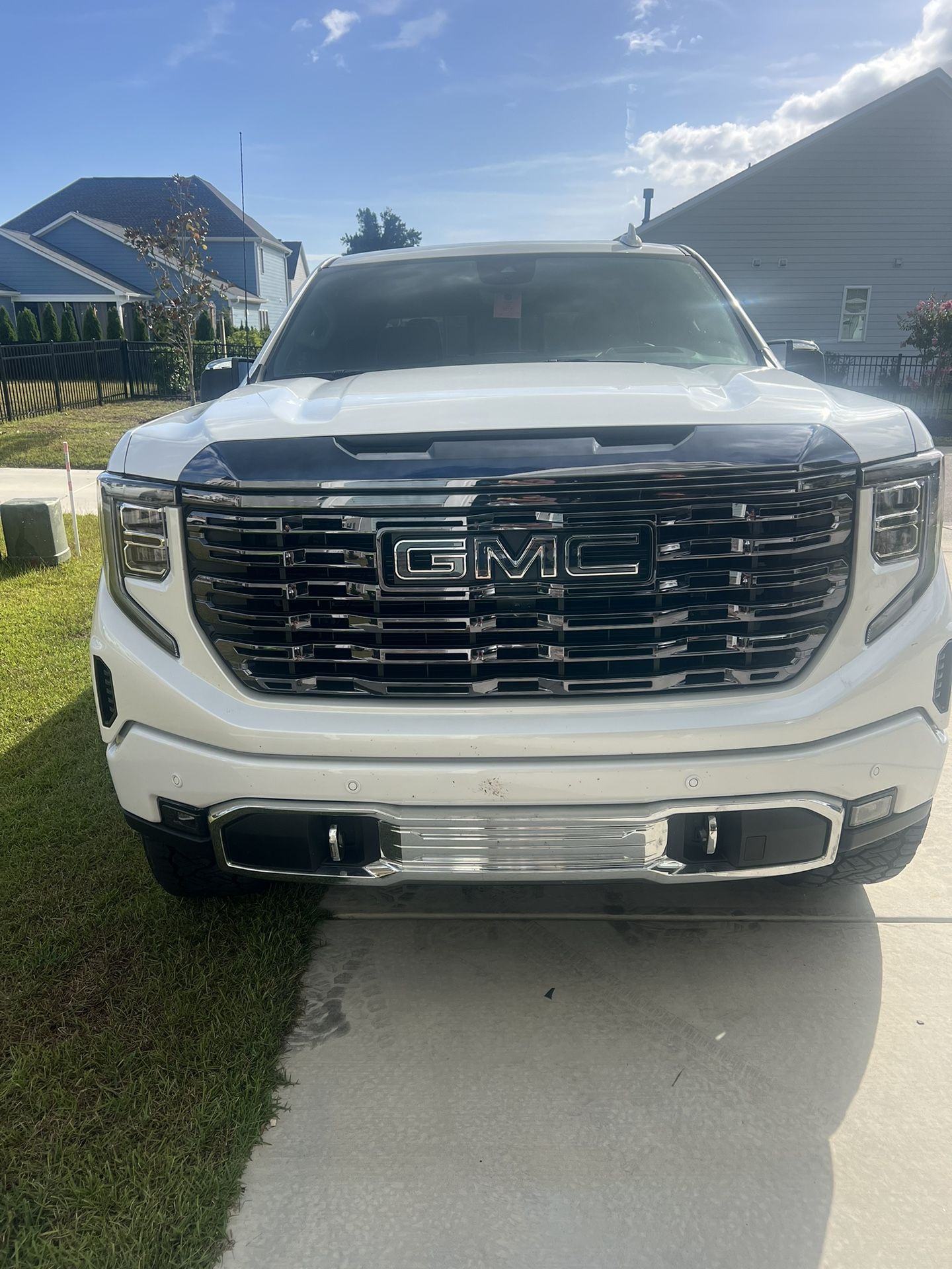 2024 GMC Sierra
