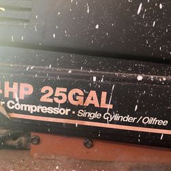 Craftsman 4 HP 25 Gallon air Compressor 