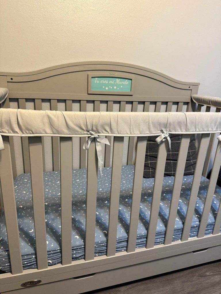 Graco Baby Crib