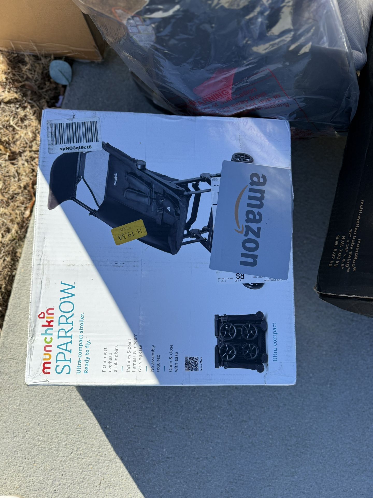 MommaRoo Swing /Sparrow Compact Stroller