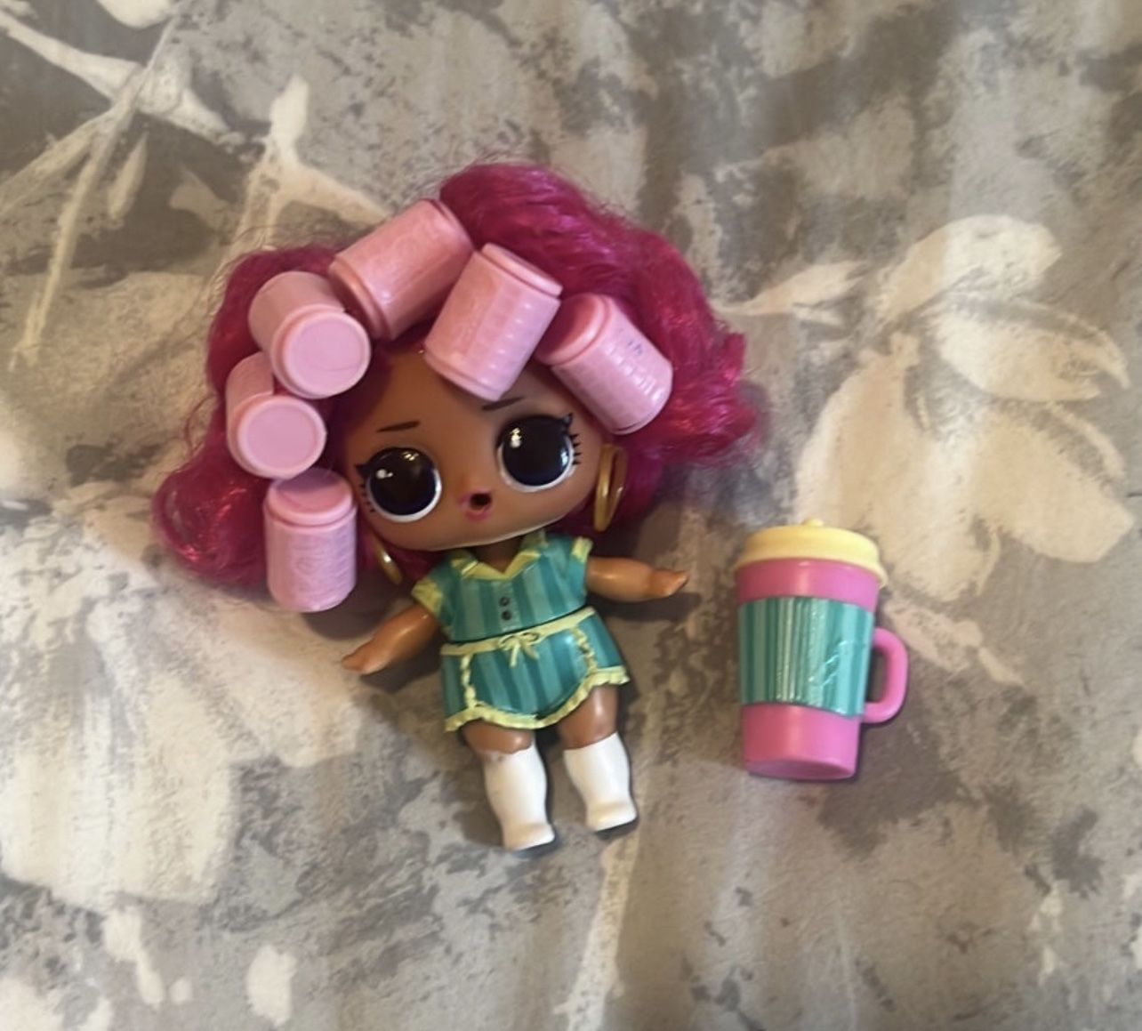Lol Surprise Doll Magenta Hair W Rollers