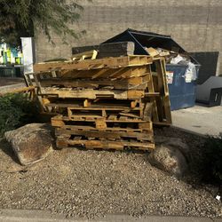 Free Wood Pallets - Pick up Mesa 