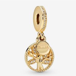 NEW Pandora Sparkling Family Tree Dangle Charm
