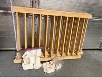 Harppa adjustable wooden baby playpen