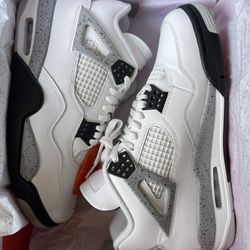 Nike Air Jordan 4 Retro Cement Size 9