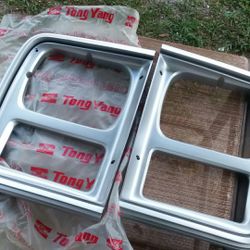 Grill pieces 89 Chevy 20 van