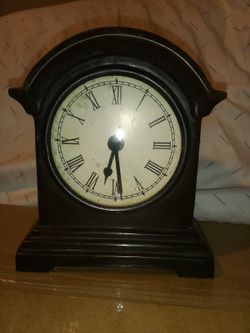 Andrea By Sadek Mantle Clock