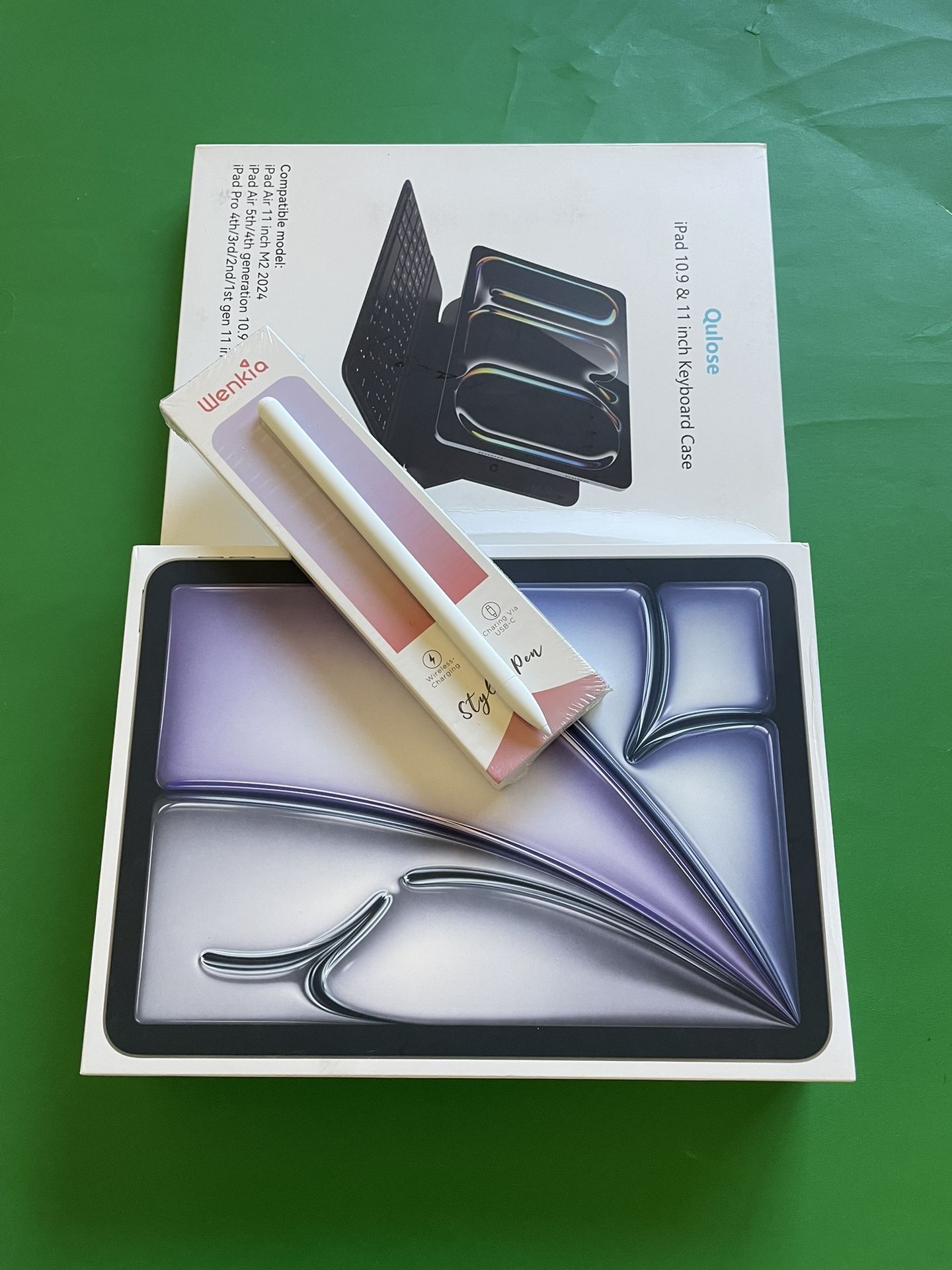 iPad Air 11” M3 Processor / 2025 Newest) 256GB WiFi + cellular (5G) With Pen  & Accessories (New) 