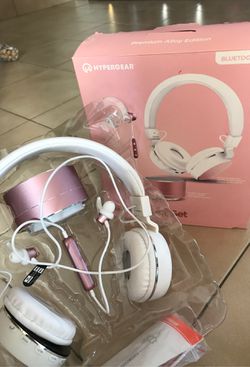 Pink & white wireless Bluetooth gift set