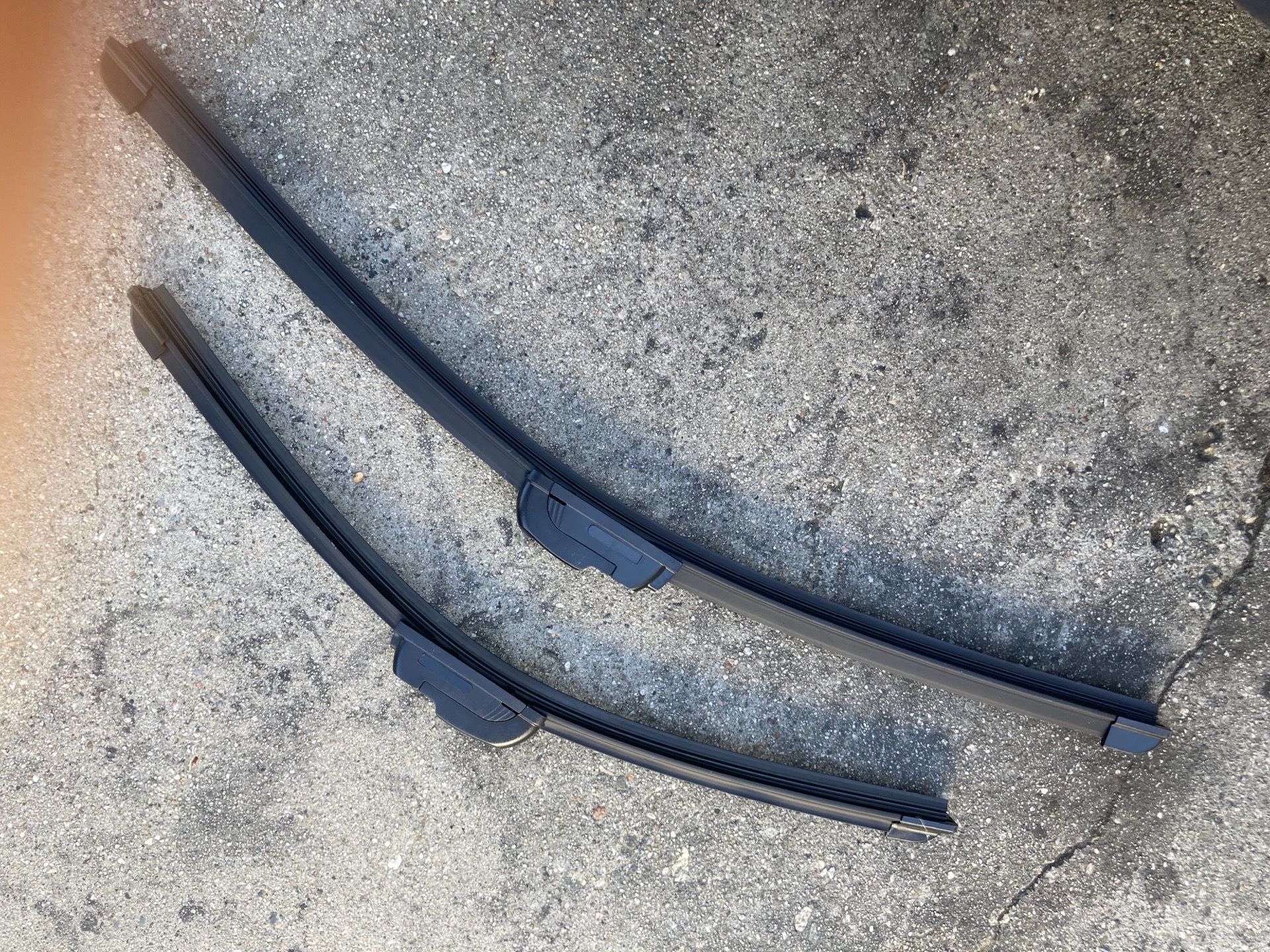 Limpia parabrisas wipers voy a domicilio $25 el par instalados carros camiones para todo carro tengo todas las medidas