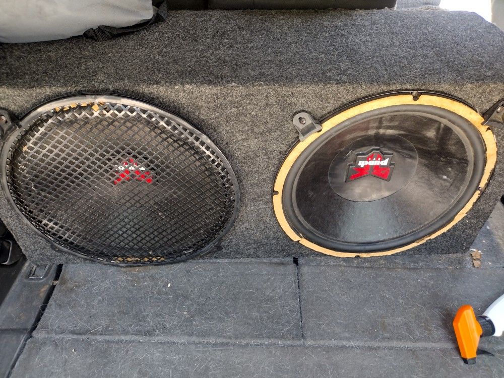 Rockford Fosgate Punch 15s subwoofers