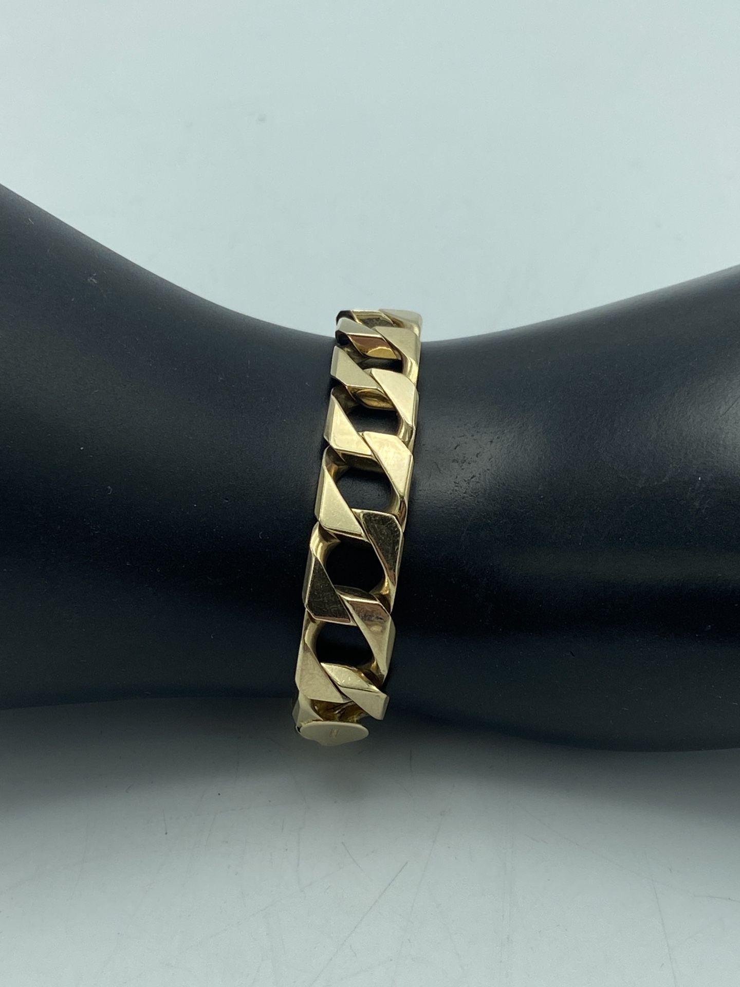 14kt Yellow Gold Curb Link Bracelet