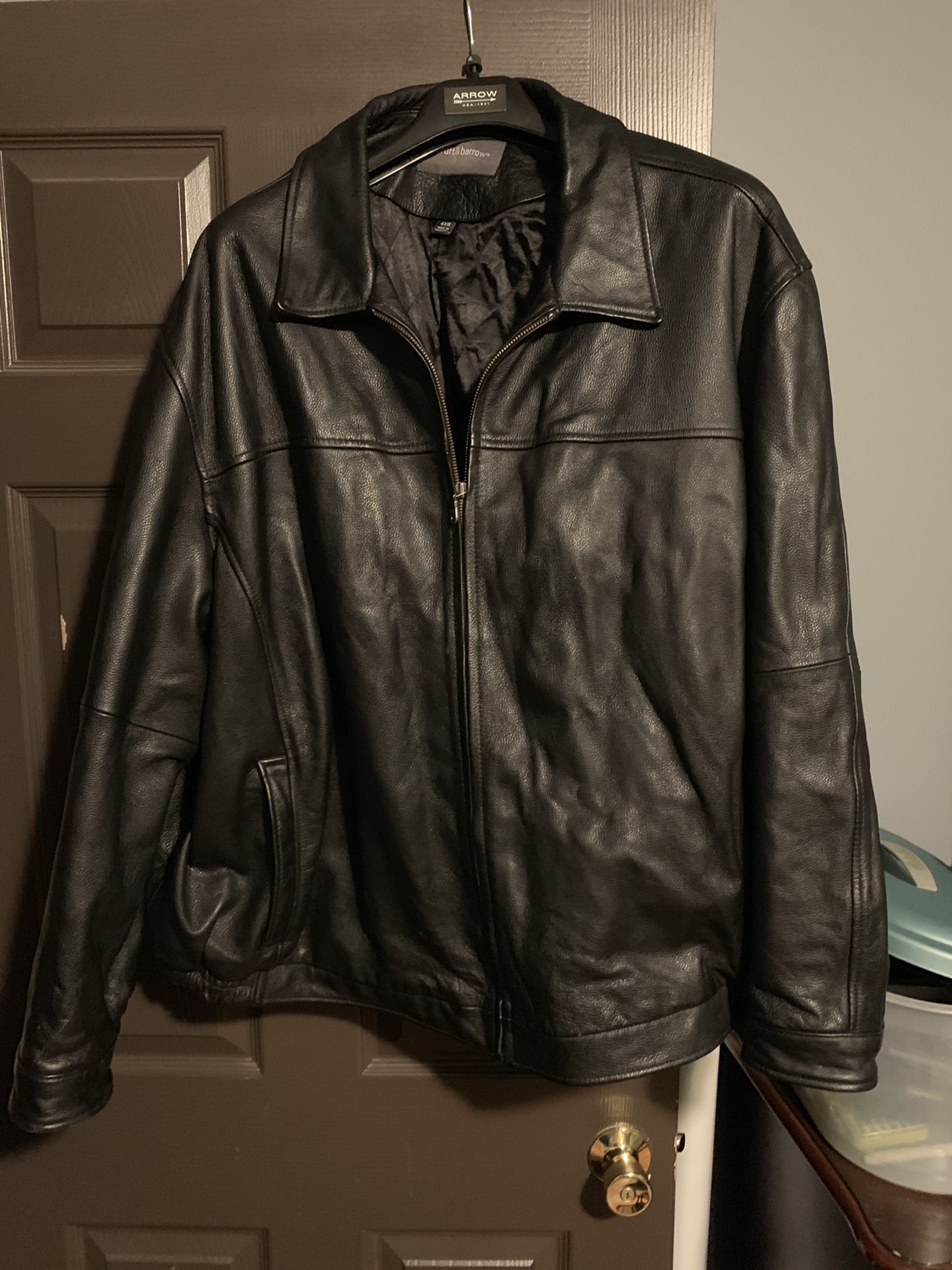 4xl b men’s leather jacket good condition $65