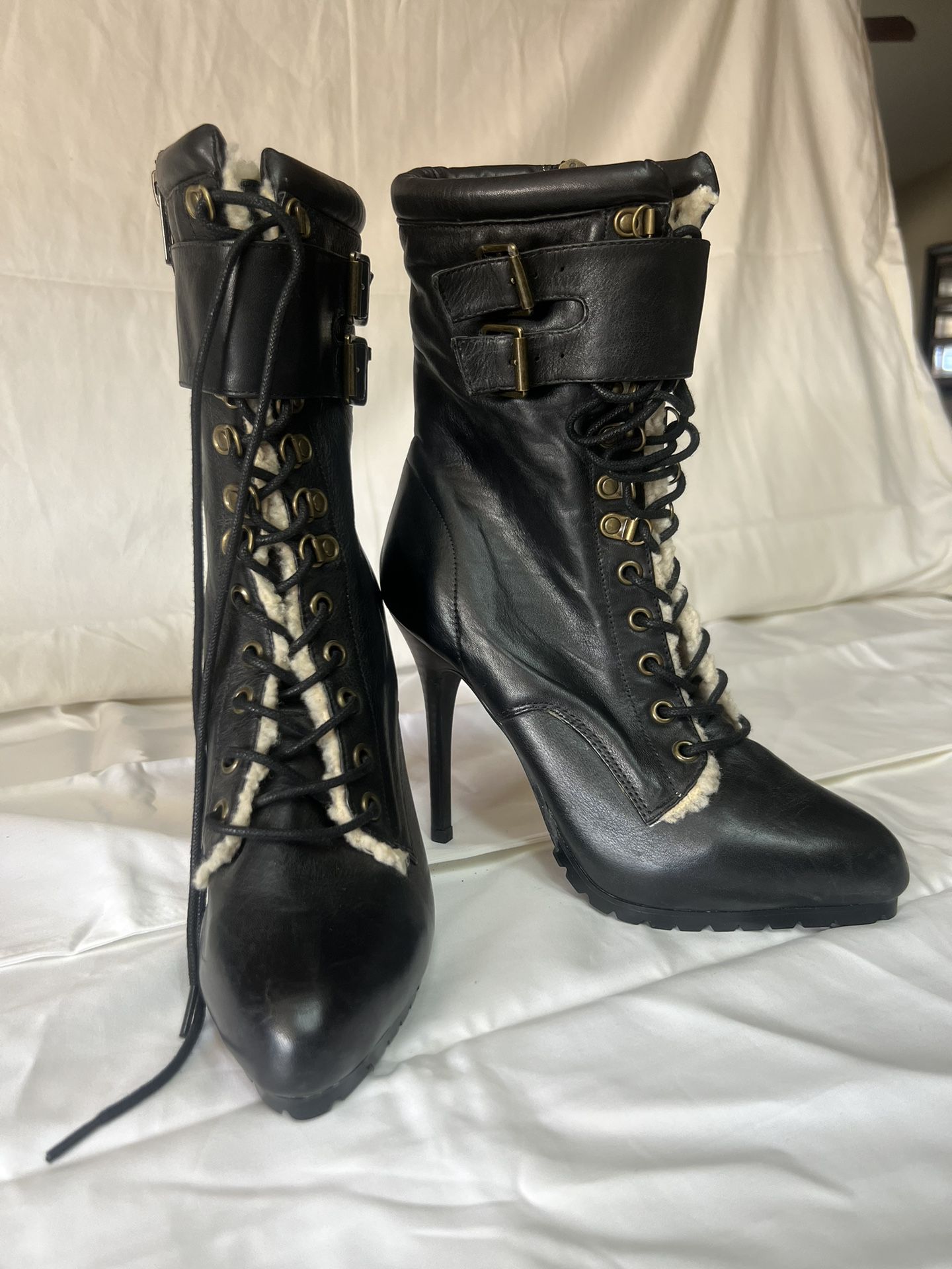 Woman Boots