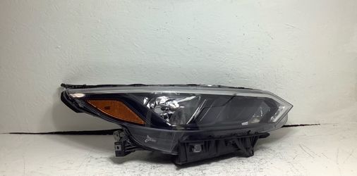 2024 2025 Nissan Sentra right headlight (1A)