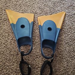 Churchill Original Swim and Boogie Board Fins with Leashes in Santee