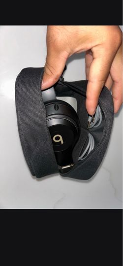 Beats Over-Ear Headphones with Case