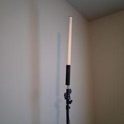 2 Luceo Photography Lights And Stands 