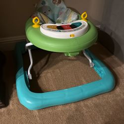 Bright Starts WALKER - Lights And Sound  