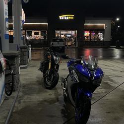 Yamaha R3 2016