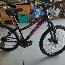 Mongoose excursion Mountain Bike 