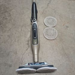 Floor Steamer - Moving 30 days to sell