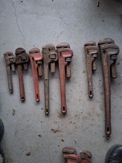 Pipe Wrenches 