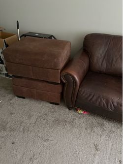 Brown ottomans