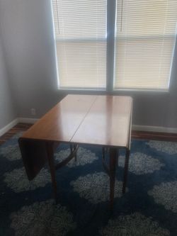 Dining room table with pads