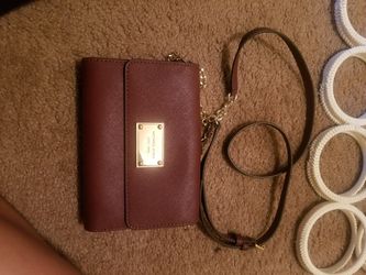Michael Kors crossbody clutch maroon gold