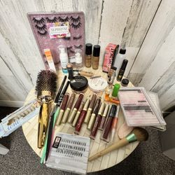 Make up bundle