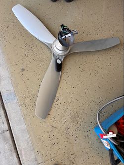 Ceiling fan