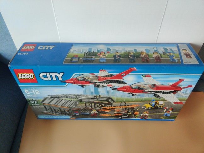 LEGO 60103