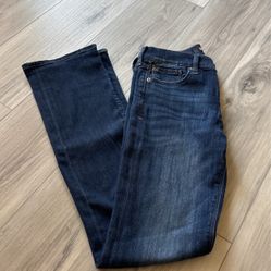 Women’s Clothing 