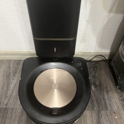 Roomba S9 