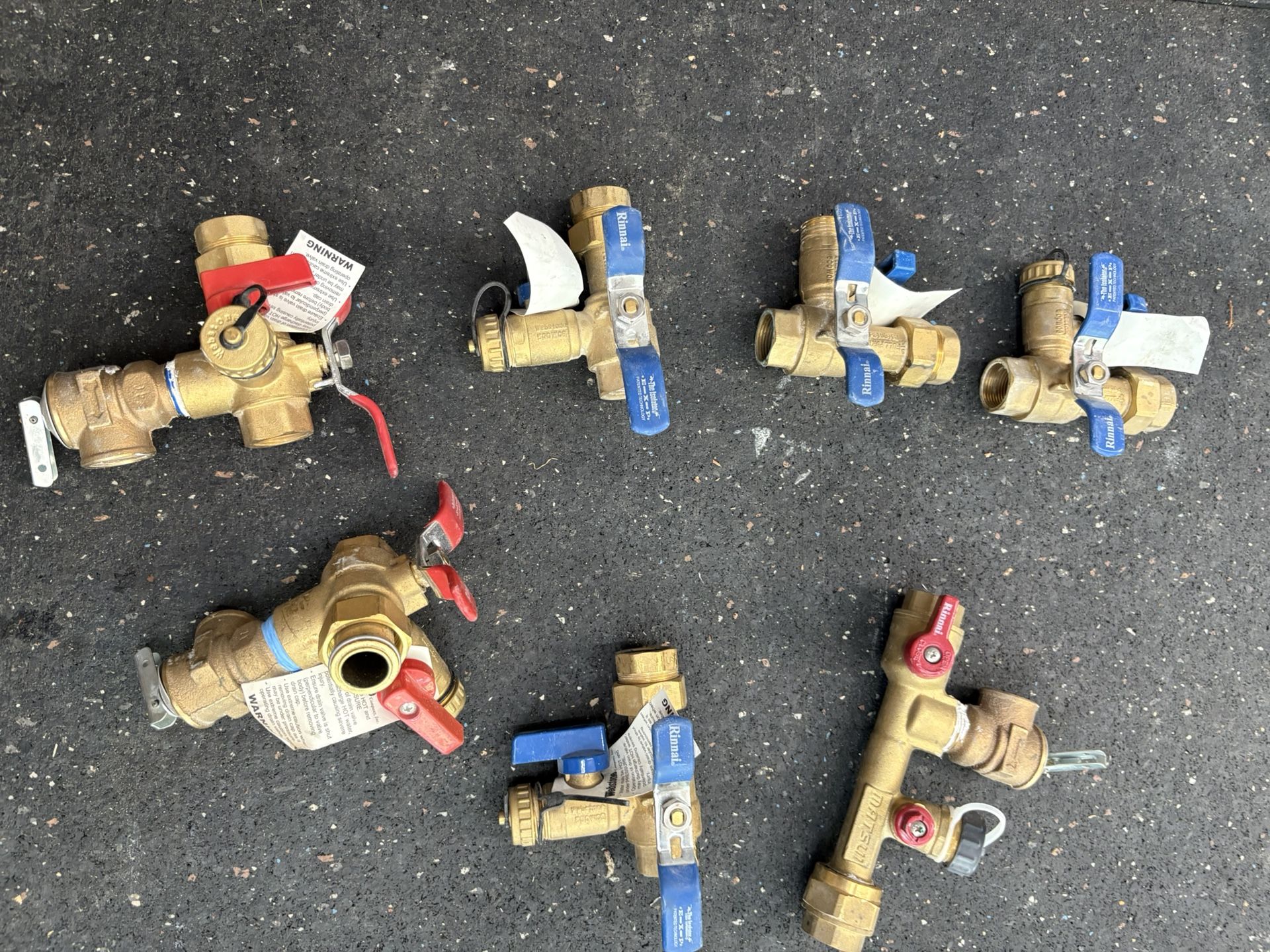 Rinnai Isolation Valves