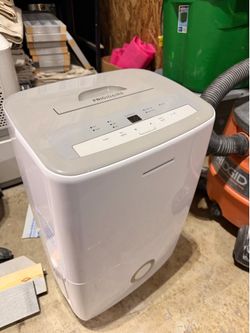 Frigidaire dehumidifier 50 pints/day