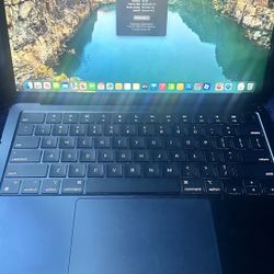 Apple MacBook 