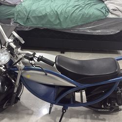 E bike has 300 miles on it goes 21 miles. I want to trade.