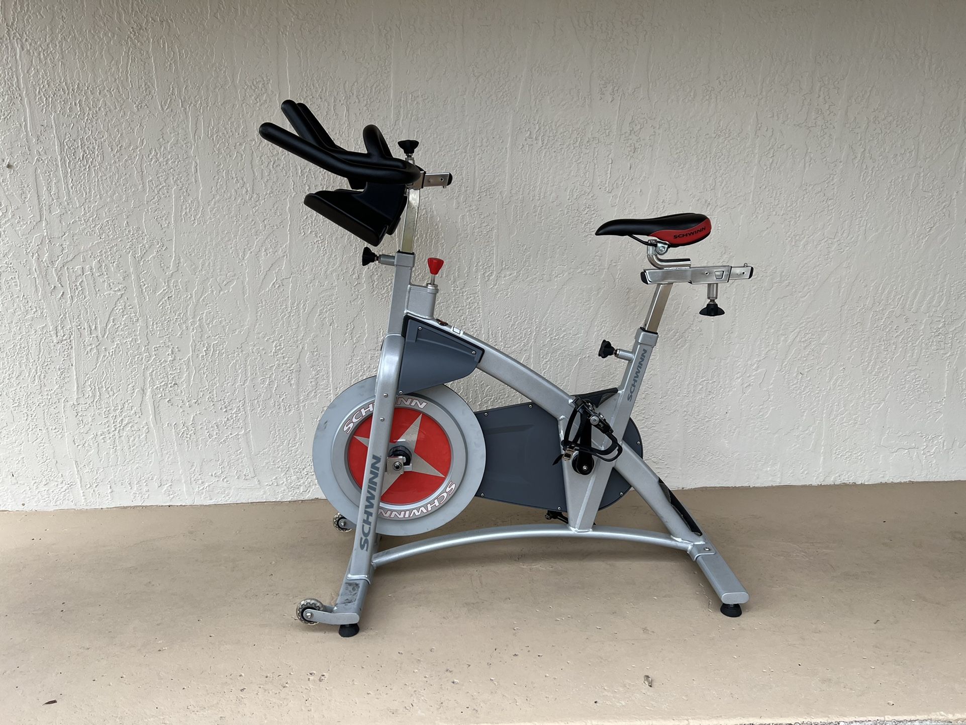 Schwinn ac sport store stationary bike